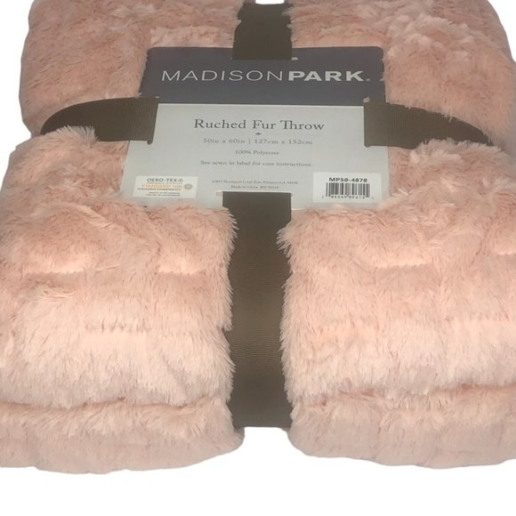 Madison Park BLUSH Ultra Soft Ruched Faux Fur Throw Blanket PINK 50X60" New - Picture 3 of 8